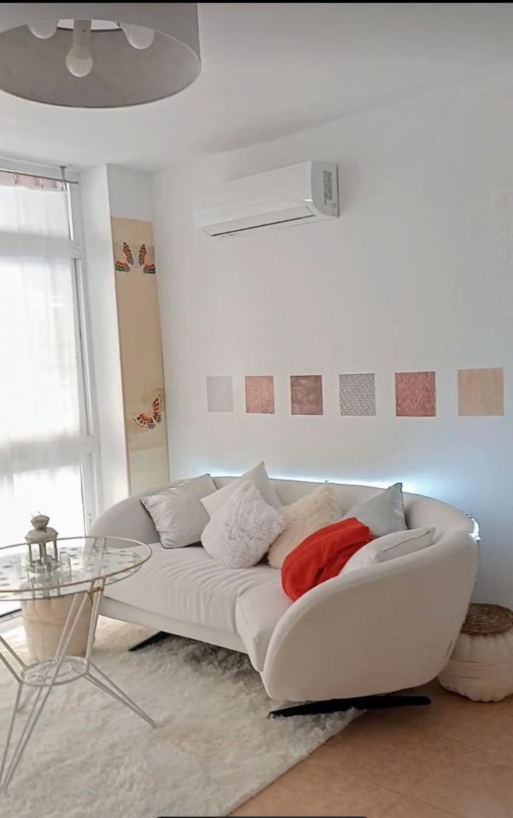 Playa Beach Malaga 3Habts Dobles, Cocina Familiar, Apartamento Completo La Cala Del Moral エクステリア 写真